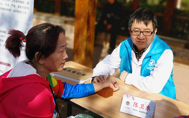 【学雷锋日】XINGKONG.COM星空体育(中国大陆)科技公司,举办“爱满京城，牵手智慧家医”志愿服务活动(图3)